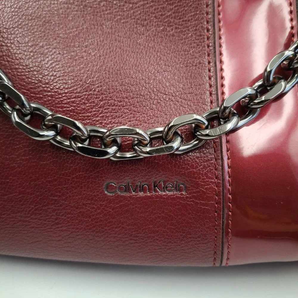Calvin‎ Klein Crossbody Bag Burgundy Wine Mixed Media Embossed CK Logo Chain